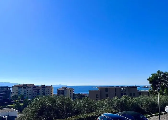 Casamea - Vue Mer, Clim & Parking, Proche Daire